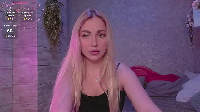 Mika Rayy online show from 2, 10, 2025