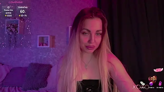 Mika Rayy online show from 15, 2, 2025