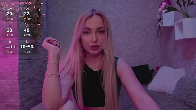 Mika Rayy online show from 14, 9, 2025