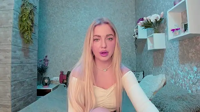 Mika Rayy online show from 25, 10, 2025