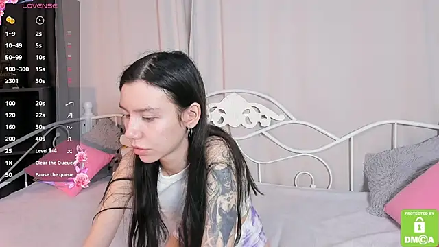 Amelia skyy online show from 24, 3, 2026