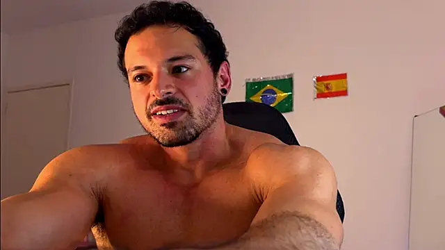 Snapshot of Lucasfit24 chatting on 17, 7, 2026 Lucasfit24 online show from 17, 7, 2026