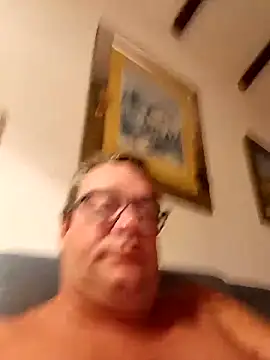 Snapshot of MountJohnXL chatting on 2, 3, 2025 MountJohnXL online show from 2, 3, 2025