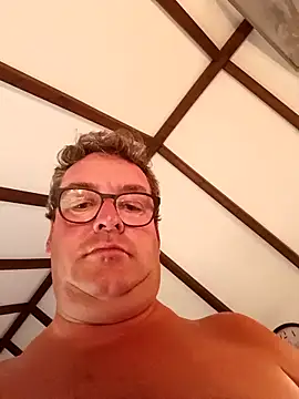 Snapshot of MountJohnXL chatting on 19, 2, 2025 MountJohnXL online show from 19, 2, 2025