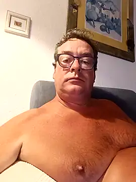 Snapshot of MountJohnXL chatting on 1, 3, 2025 MountJohnXL online show from 1, 3, 2025