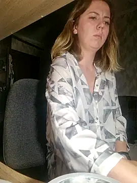 Melenka online show from 27, 2, 2025