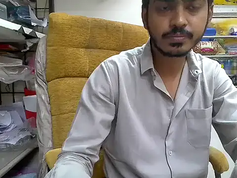 Snapshot of cute_modell chatting on 14, 11, 2025 cute modell online show from 14, 11, 2025