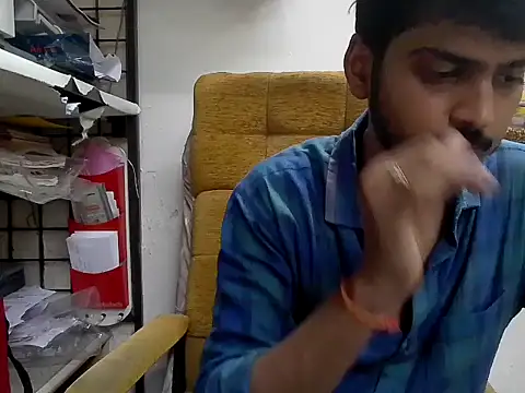 Snapshot of cute_modell chatting on 3, 11, 2025 cute modell online show from 3, 11, 2025