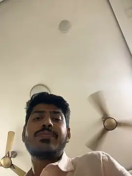 Snapshot of cute_modell chatting on 1, 2, 2025 cute modell online show from 1, 2, 2025