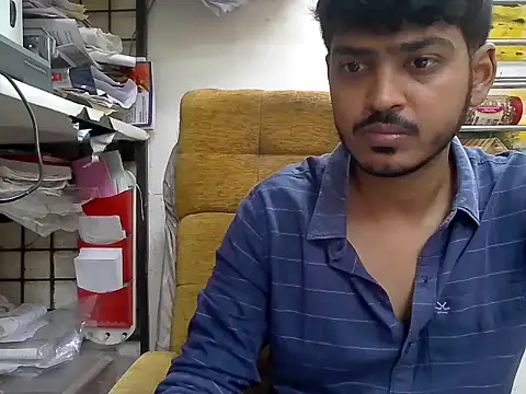 Snapshot of cute_modell chatting on 17, 9, 2025 cute modell online show from 17, 9, 2025