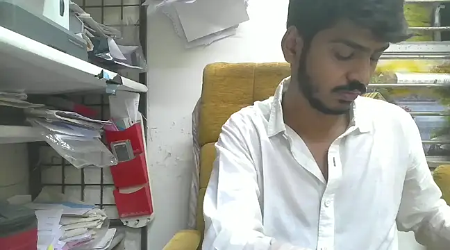 Snapshot of cute_modell chatting on 8, 2, 2025 cute modell online show from 8, 2, 2025