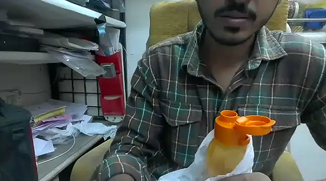 Snapshot of cute_modell chatting on 18, 1, 2025 cute modell online show from 18, 1, 2025