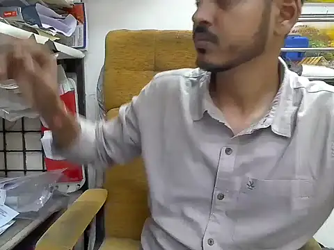 Snapshot of cute_modell chatting on 13, 9, 2025 cute modell online show from 13, 9, 2025