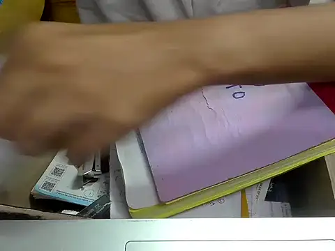 Snapshot of cute_modell chatting on 9, 10, 2025 cute modell online show from 9, 10, 2025