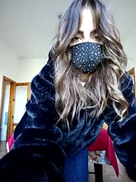 Akemi rossi online show from 30, 11, 2025