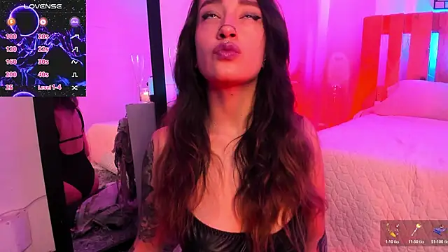 coral jonesss online show from 11, 11, 2025