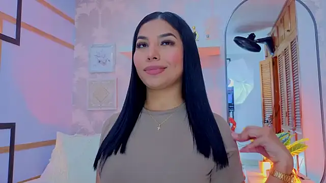 CharlotteGraay online show from 10, 3, 2026