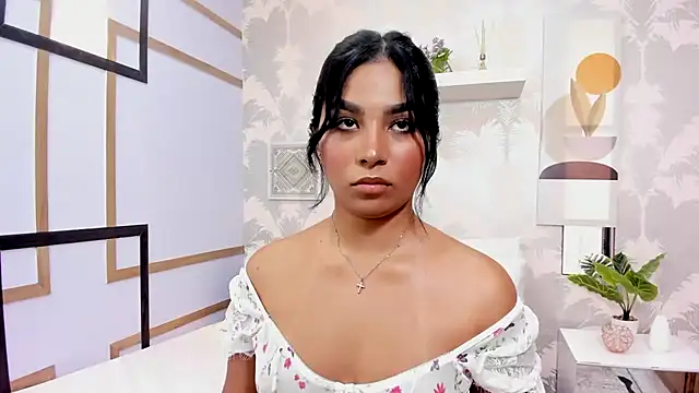 CharlotteGraay online show from 10, 9, 2025