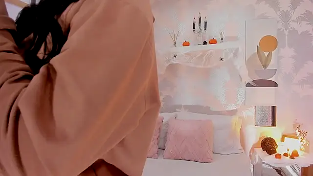 CharlotteGraay online show from 27, 10, 2025