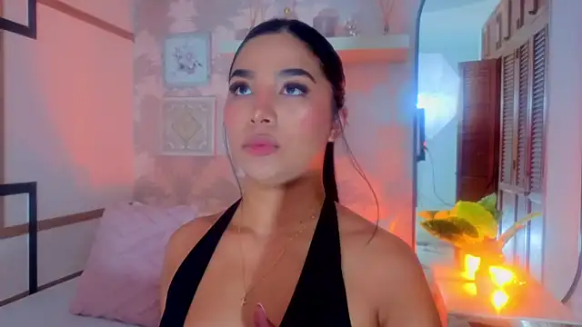 Snapshot of CharlotteGraay chatting on 18, 6, 2026 CharlotteGraay online show from 18, 6, 2026