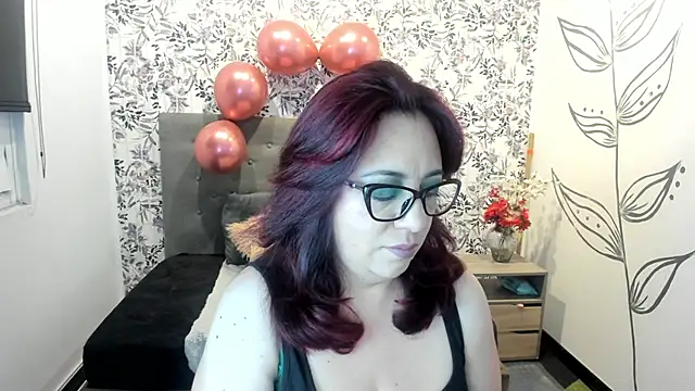 Victoria Adamns online show from 14, 3, 2025