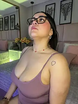 Sara  collins   online show from 20, 9, 2025