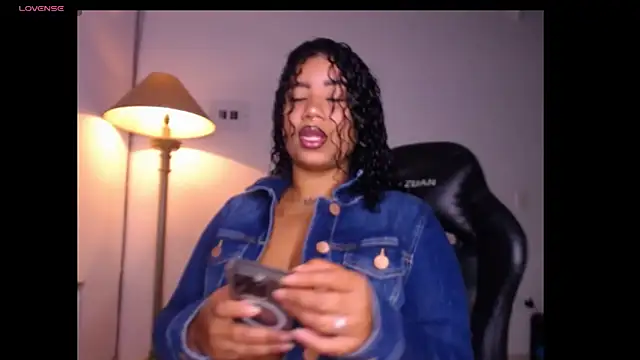 leslycarsson online show from 10, 4, 2026