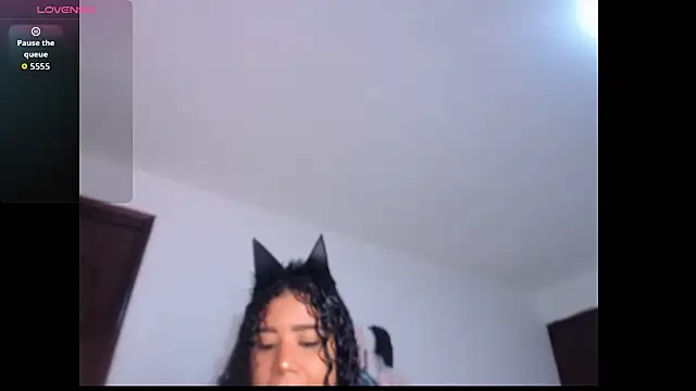 leslycarsson online show from 10, 10, 2025