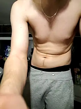 Mikussl online show from 1, 12, 2025