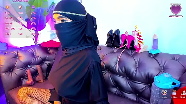 azahara faraah online show from 12, 10, 2025