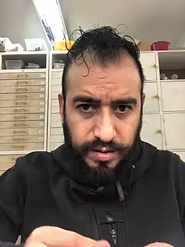 leonardohot1987 online show from 31, 1, 2025