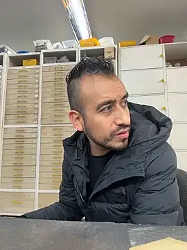 leonardohot1987 online show from 24, 11, 2025