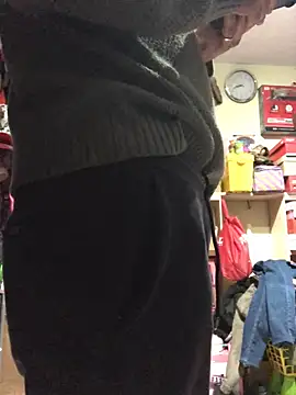 leonardohot1987 online show from 28, 1, 2025