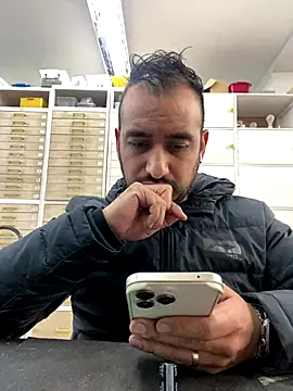 leonardohot1987 online show from 27, 11, 2025