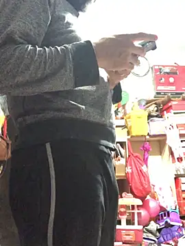 leonardohot1987 online show from 13, 2, 2025