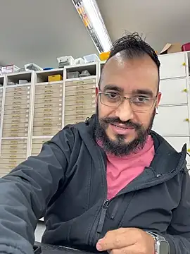 leonardohot1987 online show from 18, 11, 2025