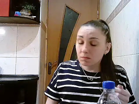 Snapshot of Yuliia30 chatting on 21, 4, 2026 Yuliia30 online show from 21, 4, 2026