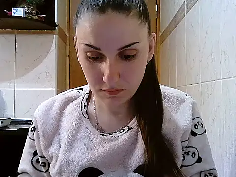 Yuliia30 online show from 17, 4, 2026