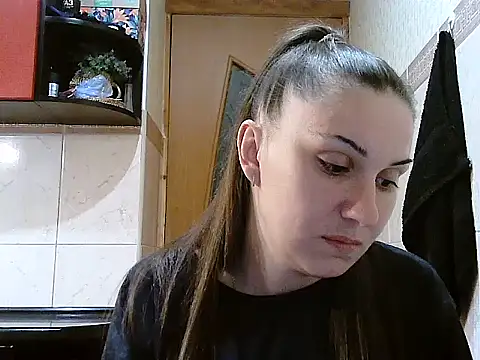 Snapshot of Yuliia30 chatting on 12, 5, 2026 Yuliia30 online show from 12, 5, 2026