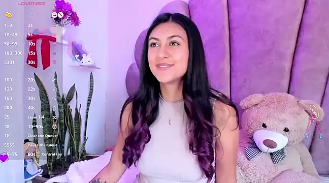 sweetfoxy 17 online show from 30, 1, 2025