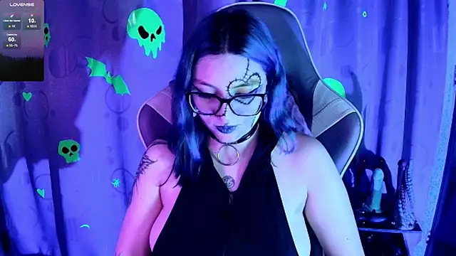 Kimlennox  online show from 1, 12, 2025