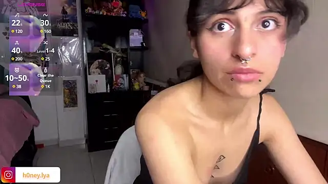 B0nnie H0ney online show from 18, 3, 2025