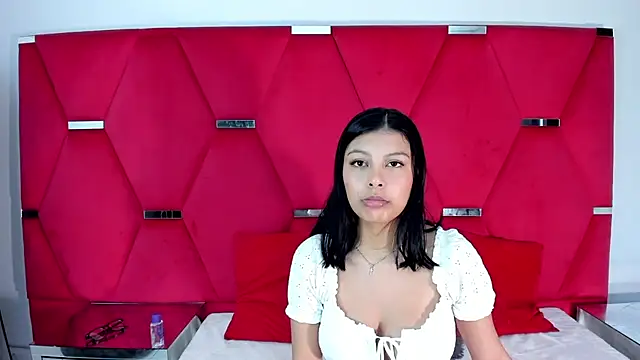 Snapshot of Salmaportman69 chatting on 3, 2, 2026 Salmaportman69 online show from 3, 2, 2026