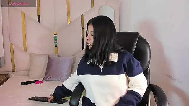 Snapshot of Salmaportman69 chatting on 14, 2, 2026 Salmaportman69 online show from 14, 2, 2026