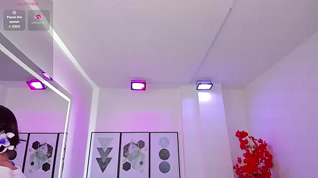 Akaza Hakuji  online show from 7, 11, 2025