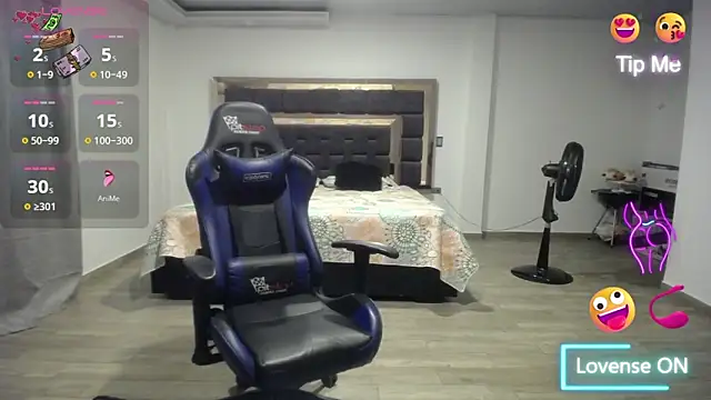 Snapshot of Francheskasmile chatting on 23, 11, 2025 Francheskasmile online show from 23, 11, 2025