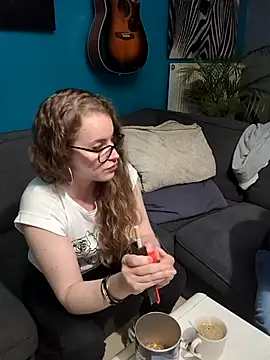 Miss luxiole online show from 16, 9, 2025