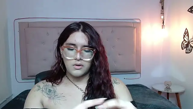 Snapshot of kathepickmanx chatting on 19, 9, 2025 kathepickmanx online show from 19, 9, 2025