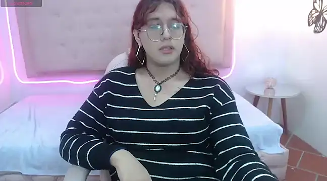 Snapshot of kathepickmanx chatting on 9, 3, 2025 kathepickmanx online show from 9, 3, 2025