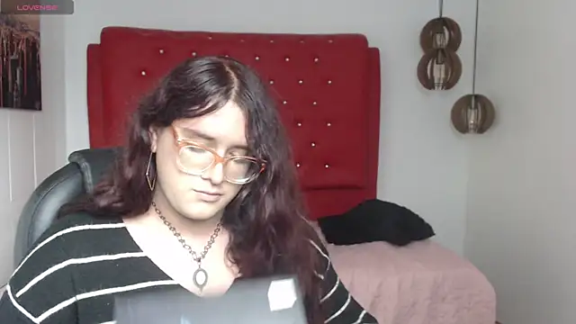 Snapshot of kathepickmanx chatting on 23, 11, 2025 kathepickmanx online show from 23, 11, 2025